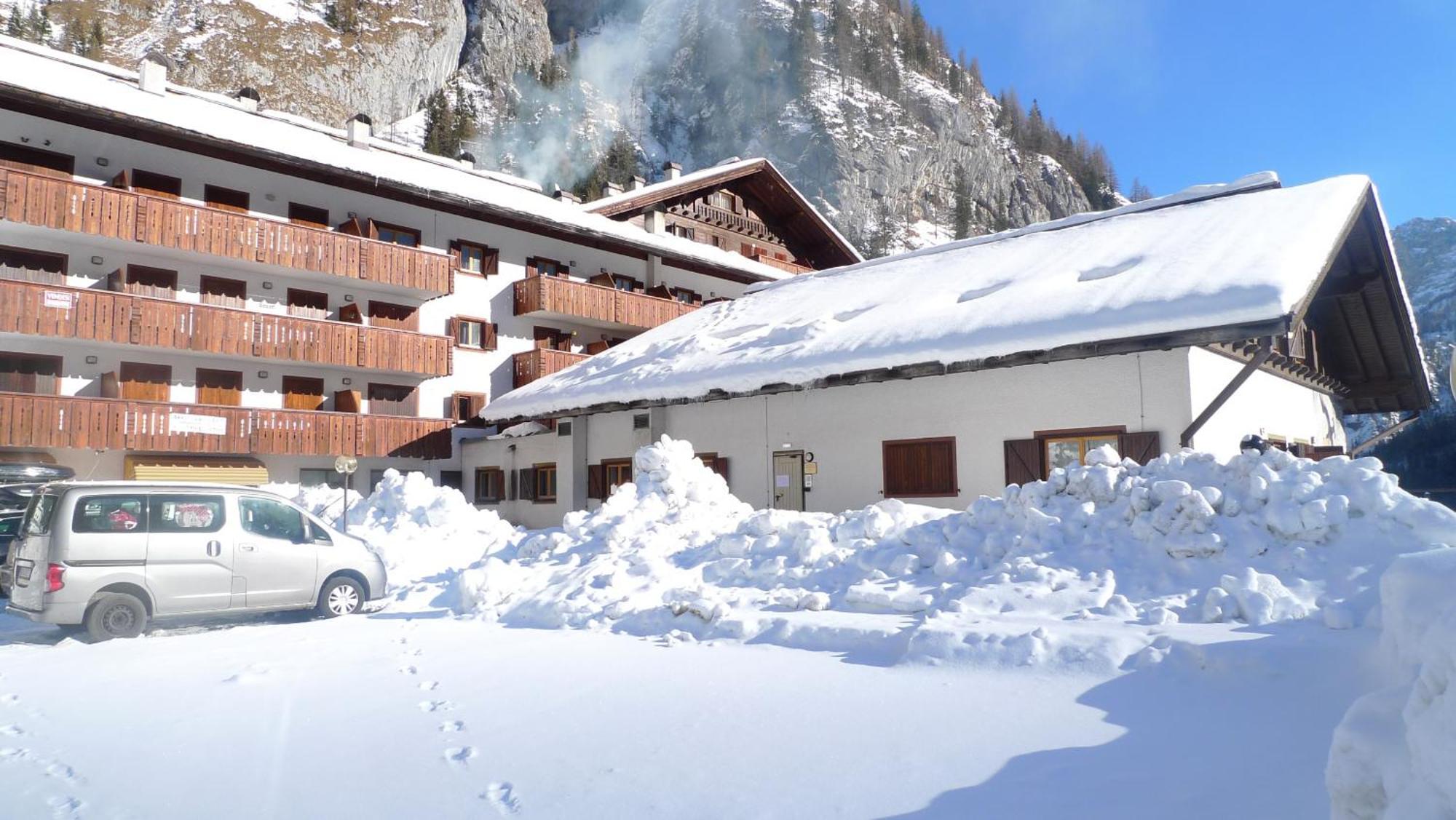 Dolomitissime Holiday Homes Marmolada ロッカ・ピエートレ エクステリア 写真